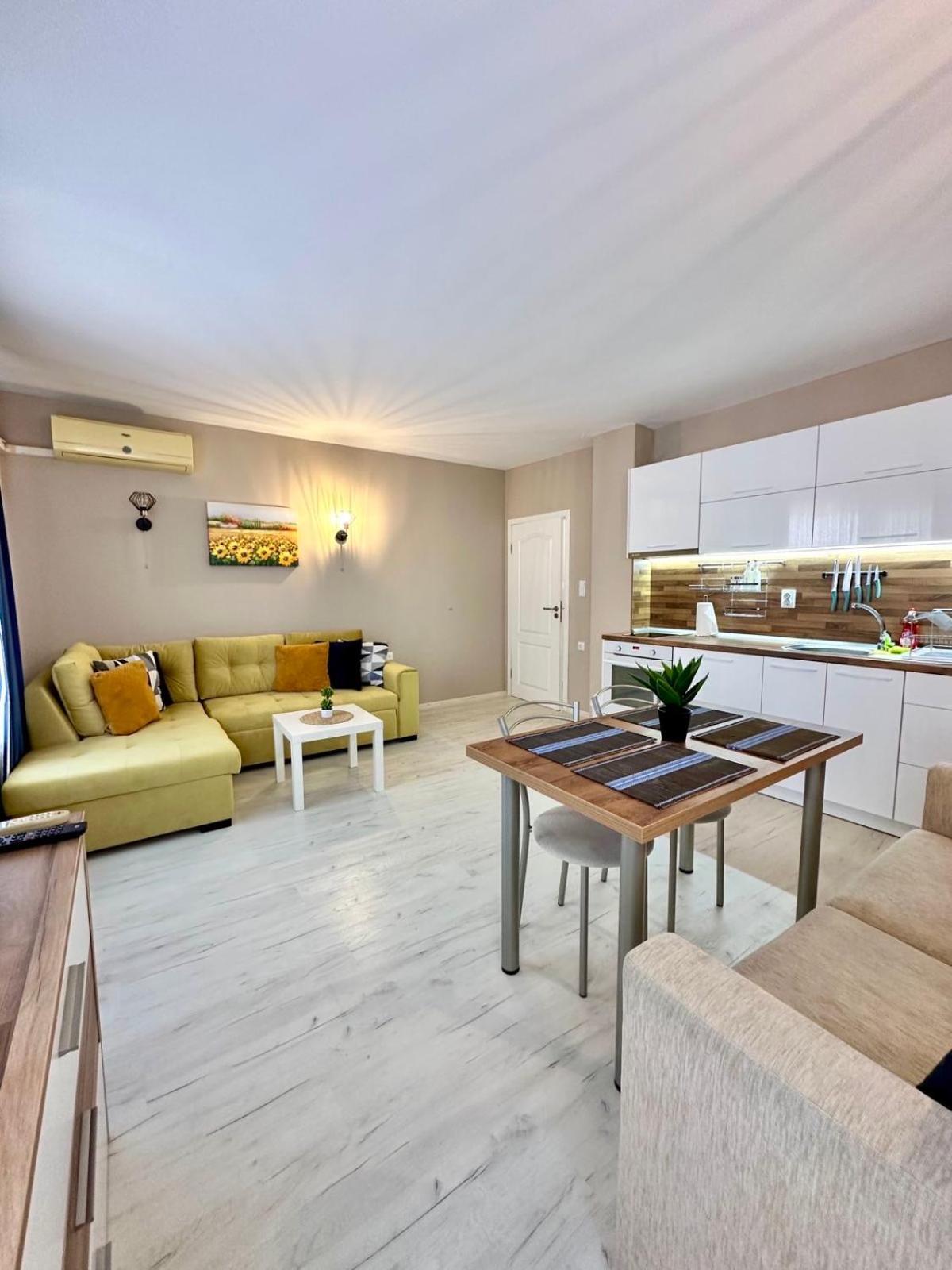 Blue Marine - Daneli Apartment Солнечный берег Экстерьер фото